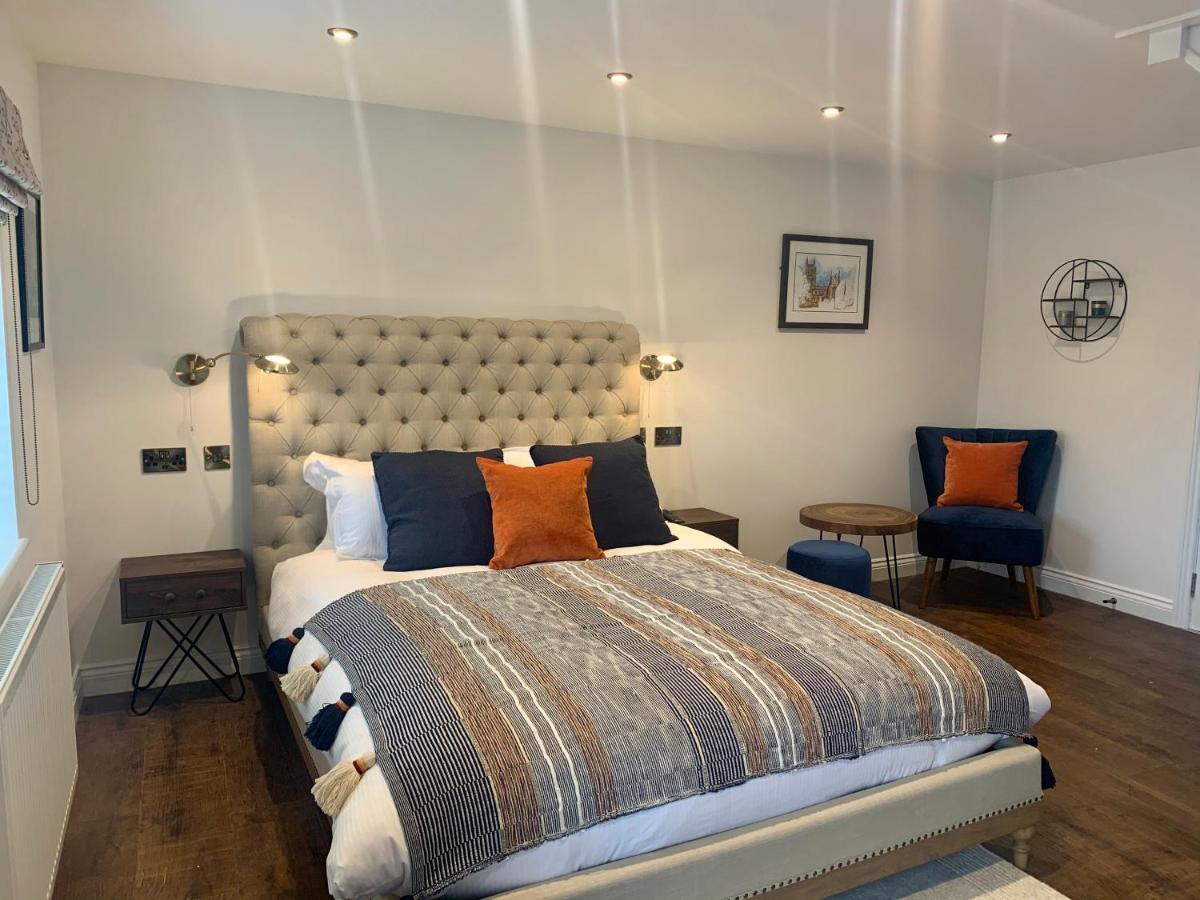 Upstairs At 33 - Self Check In Boutique Accommodation In Worcester Centre Buitenkant foto