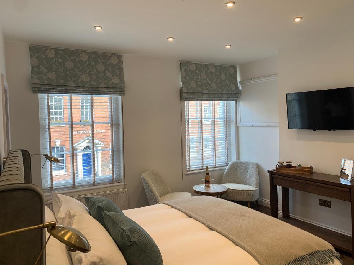 Upstairs At 33 - Self Check In Boutique Accommodation In Worcester Centre Buitenkant foto