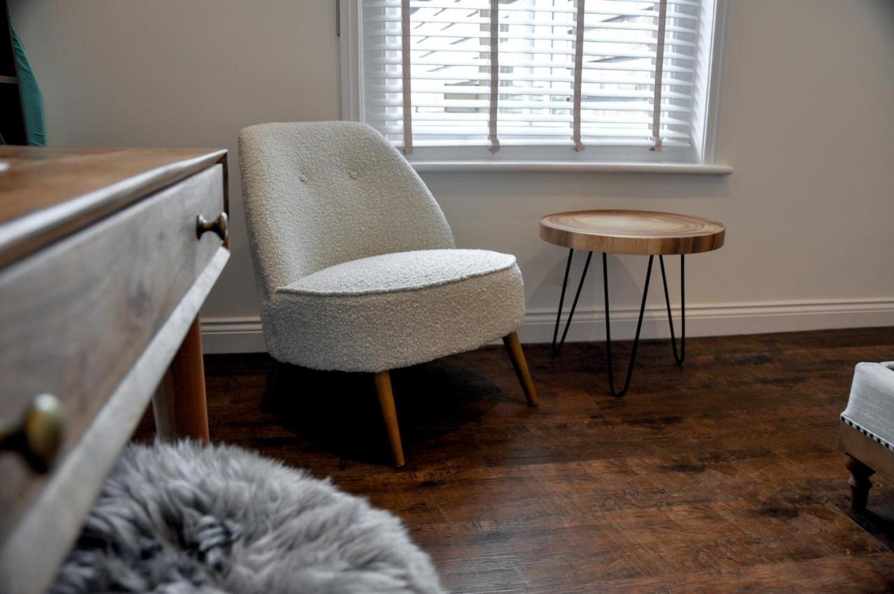 Upstairs At 33 - Self Check In Boutique Accommodation In Worcester Centre Buitenkant foto